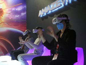 期待先行メタバース、リスクは？　「滞在20分、収集できる行動データは200万」