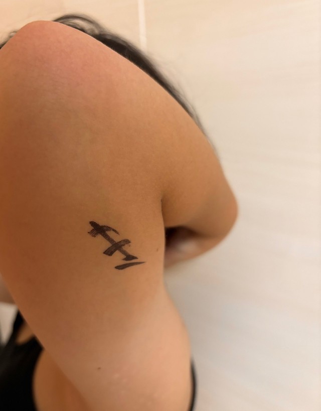 ヒジに「き」で「ひじき」！？（提供：ぺんたぶさん）