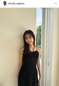 「FLASH」（25年12月23日発売号）に登場した杉浦みずきのオフショット　本人のインスタグラム（@mizuki_sugiura）より＝2025年12月23日投稿