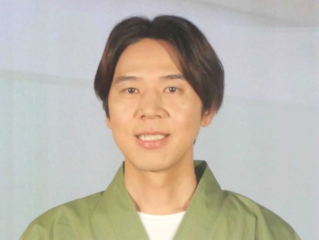 コカドケンタロウ