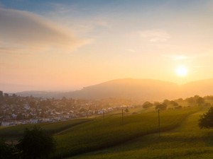 生まれ育った「ふるさと」と、コロナで行けない異国の「ふるさと」