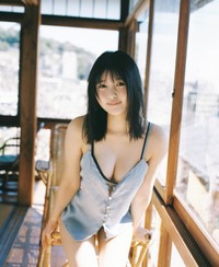 頓知気さきなPHOTO STYLE BOOK『また明日！』電子版（撮影：松岡一哲 ©KOBUNSHA）