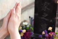 実際に墓じまいの補助金を利用した人はわずか2％　※画像はイメージです（sabot26/stock.adobe.com）