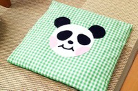 休憩室には、絵本に出てくる座布団も