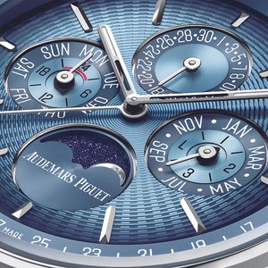 150年の歴史が生んだ、パーペチュアルカレンダー。