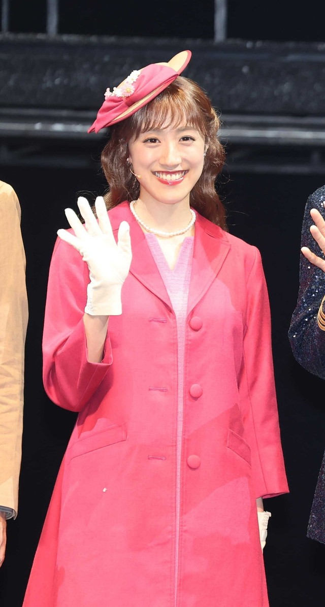 仙名彩世（2024年撮影）