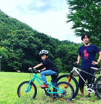 6年前、マウンテンバイクを練習中の息子さん／ミナガワさん（@37ch）提供