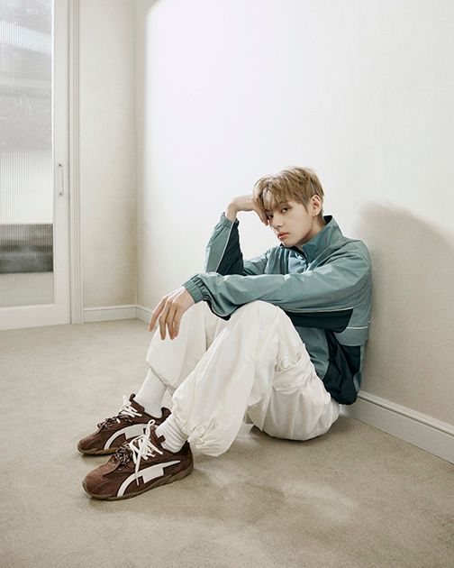 BTS V】Championの「顔」に就任！ 最新着用ビジュアル一挙公開【公式