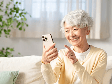 雑誌「ハルメク」がシニア女性向けに「はじめてのAIとの付き合い方」講座を開催