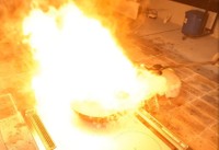 検証１：26cmのフライパンに150ml（油の深さ：3mm程度）の油を入れ、蓋をして加熱する（提供画像）