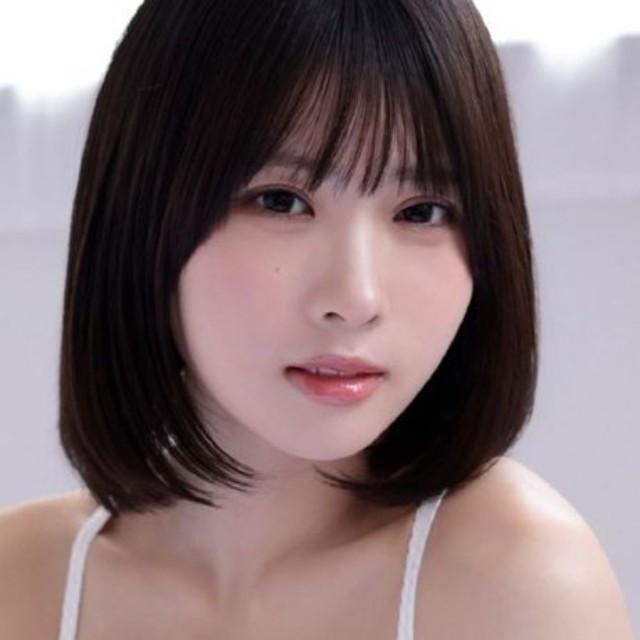 NMB48芳賀礼写真集『キラメキの証明』（撮影：佐藤裕之、ワニブックス）