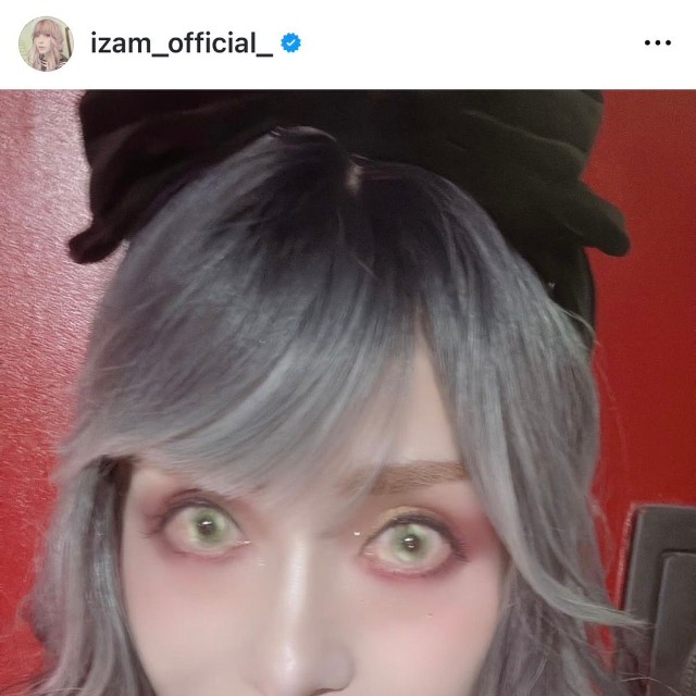 IZAM（@izam_official_）さんのインスタグラムより