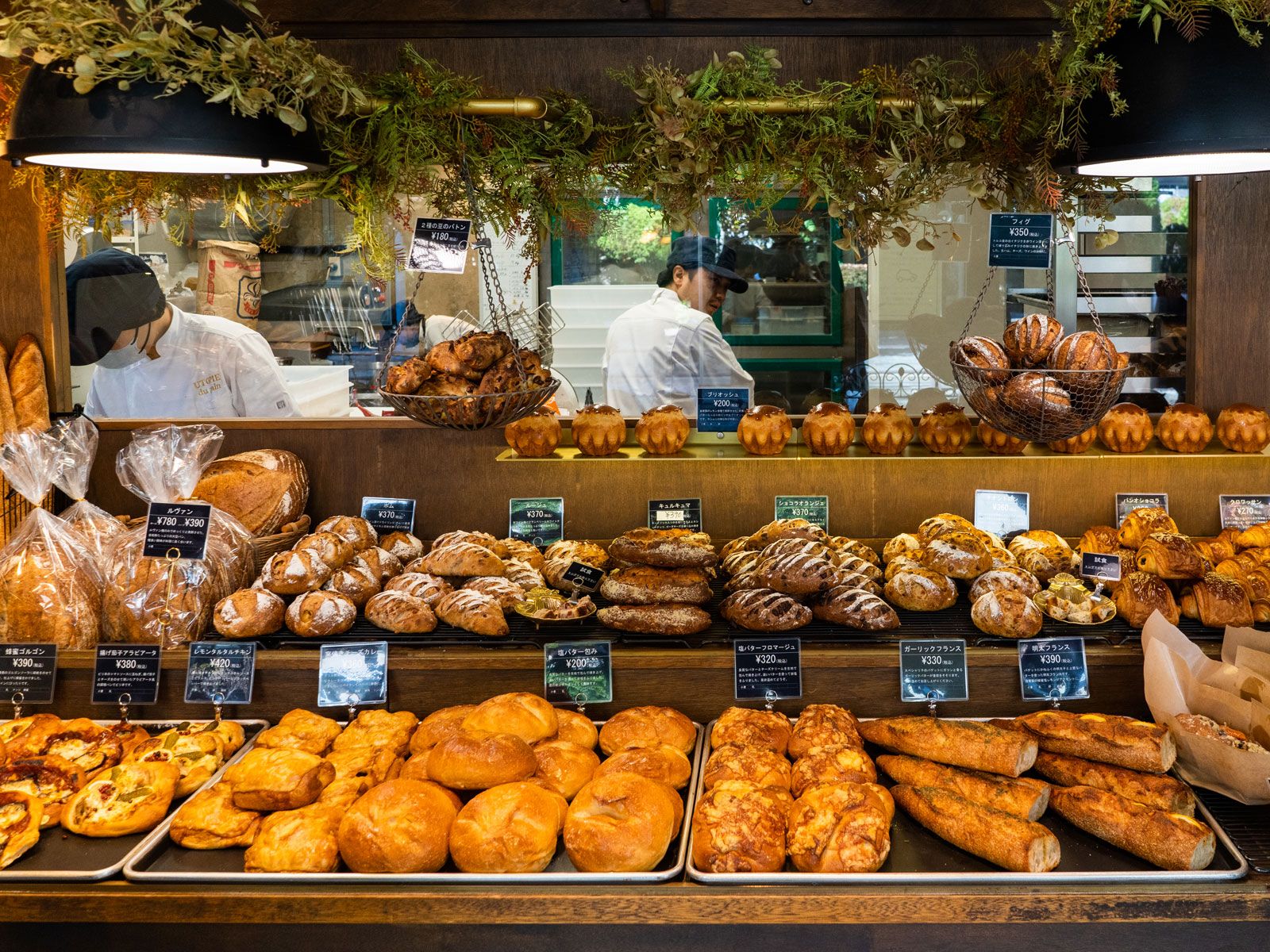 ふたつの「鹿児島睦展」、天神と太宰府で | 朝日新聞デジタルマガジン