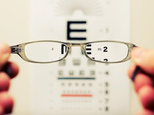 目が悪い私が最後の砦にしている、眼科医の何気ないひとこと