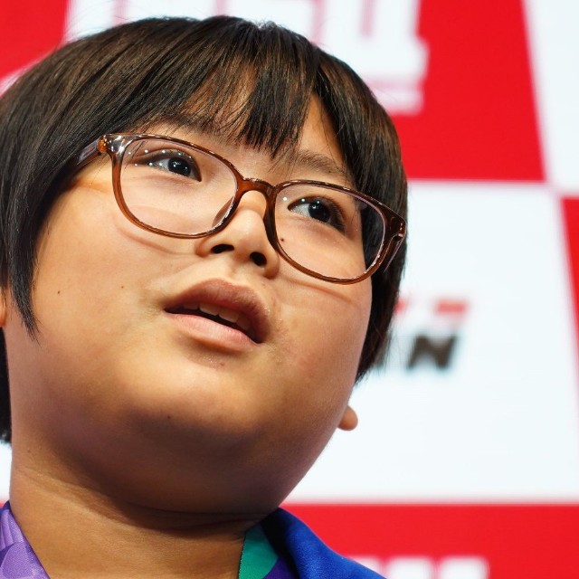 取材を受ける栗原悠輝