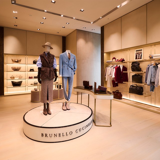 国内最大級の路面店。<br>ブルネロ クチネリ銀座店が<br>待望のリニューアルオープン！