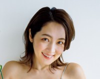 「FLASH」（25年11月18日発売号）に登場した山崎真由美ⓒ光文社／週刊FLASH（写真・矢西誠二）