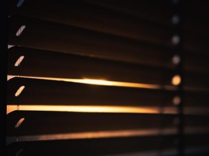 大声の通話、謎の音読、バカ笑いからの泣き叫び。隣人ガチャの悲劇