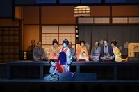 「曽根崎心中物語」松バージョンの天満屋の場面＝南座