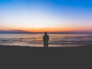 何かが変わる。選挙にワクワクしたのも束の間、投票率の低さに絶望