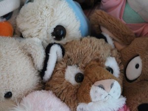 推し活で饒舌な私が、社内では「口数の少ない、無趣味な人」として通っているワケ