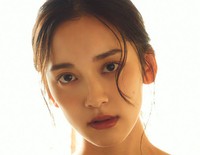 都丸紗也華「ドキドキレース」（提供：週刊SPA!編集部　撮影：高橋慶佑　ヘアメイク：田森春菜（JULLY）　スタイリング：富田育子）