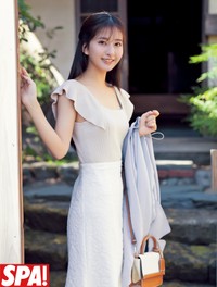 「週刊SPA!」（扶桑社）2025年4月15日発売号に登場した斉藤里奈＝撮影／唐木貴央、ヘアメイク／新井祐美子、スタイリング／八杉直美