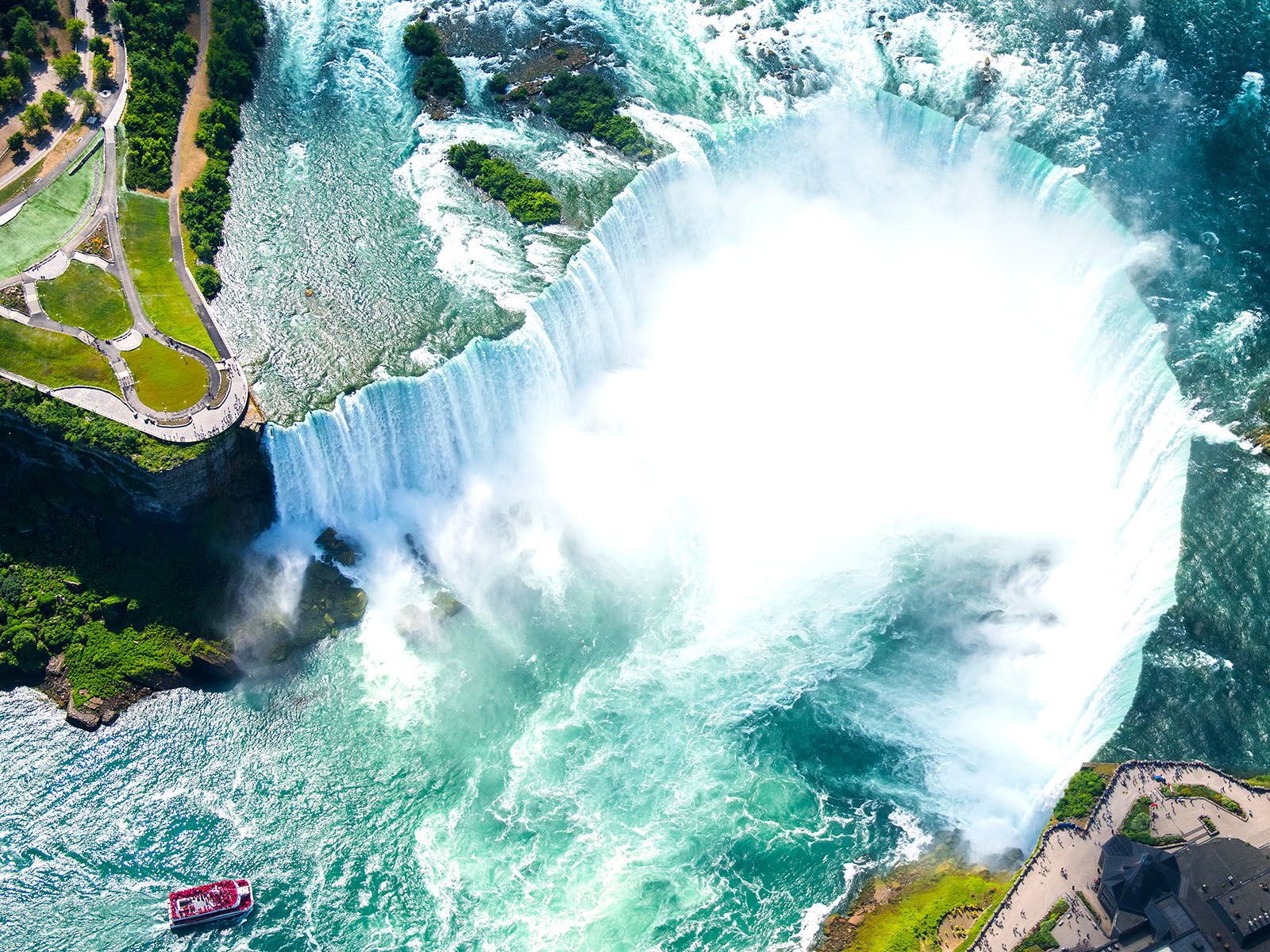 世界三大瀑布を巡る旅 水しぶきを浴びる圧巻の絶景スポット | 朝日新聞