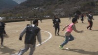 高松市で「壮大な鬼ごっこ」　約100人の小学生がハンターから逃げながらミッションに挑む