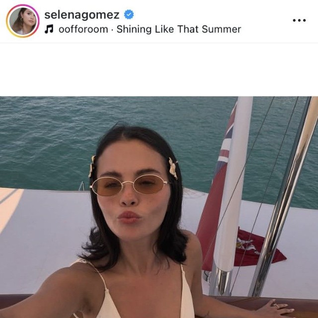 セレーナ・ゴメスのインスタグラム＠selenagomezより