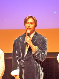 4カ国語を使いこなす国際派の當間ローズ