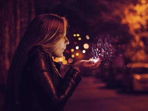 「疲れた」「できない」。気持ちを短歌で吐き出すのは現実と戦う魔法