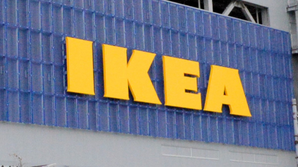 IKEAの組み立て説明書なぜわかりやすい？ イラスト多用、文字少なめ