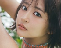 すみぽん（高倉菫）さんの写真集「すみぽん1st写真集『offcourt』」（撮影：東京祐）