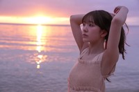 桜井えま1st写真集「あざと未満」（撮影：木村智哉、宝島社）