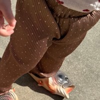 娘さんを魅了したスリッパ（提供：ぴぃ☺︎R5.9さん）※一部トリミング