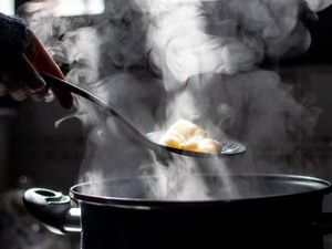 一人で闘ってきた母の肉じゃが。「料理苦手だから」に痛んだ私の胸