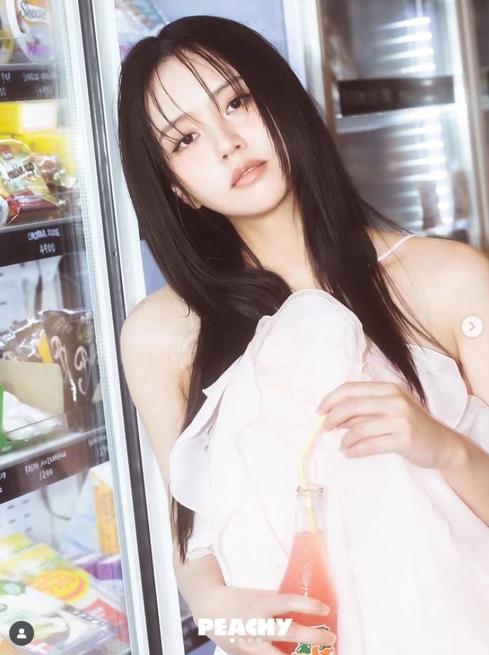 韓国女優 キム・ソヒョン、新プロフィール写真を公開 清楚&大人 韓国女優 キム・ソヒョン、新プロフィール写真を公開 清楚&大人