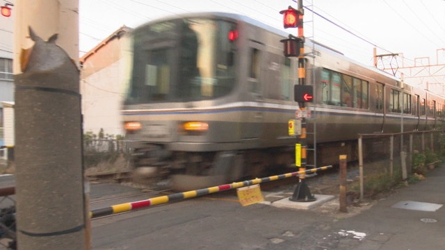 事故があった踏切　高松市瀬戸内町　7月30日午後6時すぎ