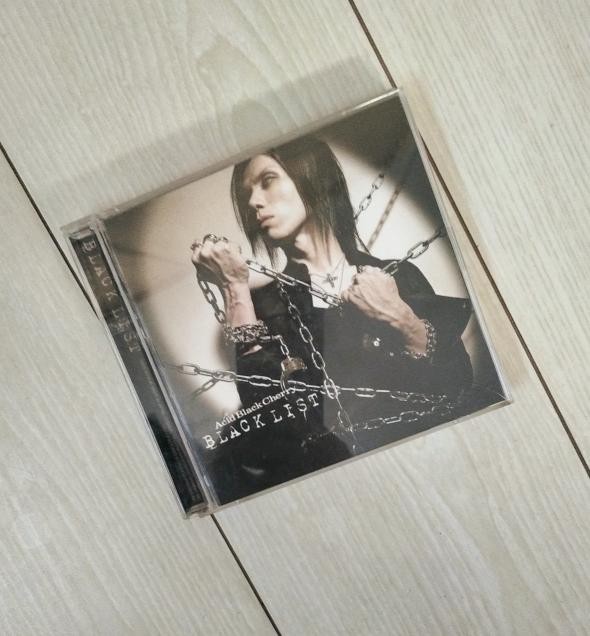 初めて買ったCDはAcid Black Cherryの『BLACKLIST』（狂邪さん提供）