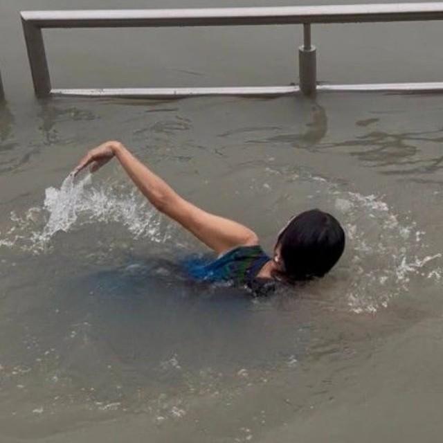 ガンジス川で沐浴したときの様子