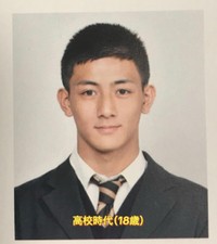 高校生時代（18歳）／てったさん（@tettaelua）提供