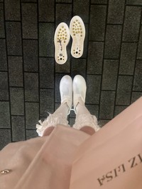 突然両足の靴足が外れてしまった／オトメロードさん（@windows9999999）提供