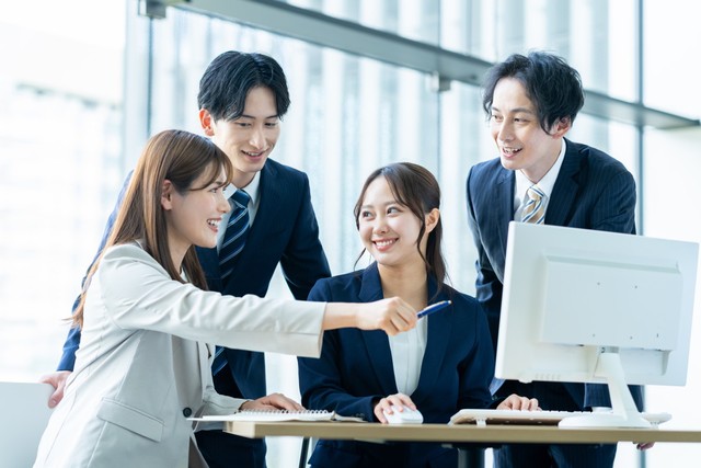 パーソル、第5回「はたらいて、笑おう。」グローバル調査実施　※画像はイメージです（pain au chocolat/stock.adobe.com）