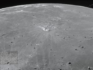 白尾元理「月面フォトアトラス」　リアルに迫ってくる鮮明な写真