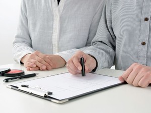 遺産分割協議で相続人同士が話し合うべき五つのこと　弁護士が解説