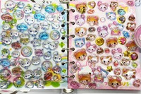 自分の世界観をページごとで表現。今やシール帳も入手困難