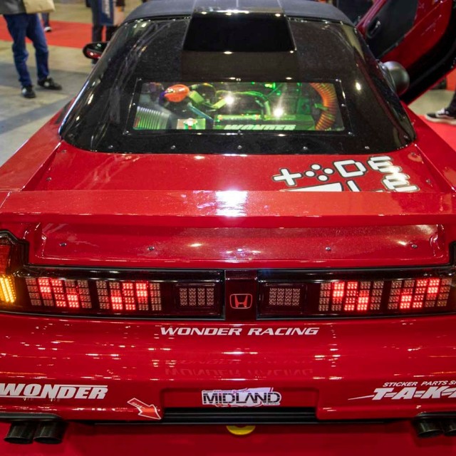 660ccエンジンでも迫力ある左右2本出しマフラー。