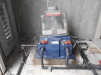 小学校のプールの機械に誤った塩素剤を投入　塩素ガスが発生し機械が破損も健康被害なし　岡山・津山市