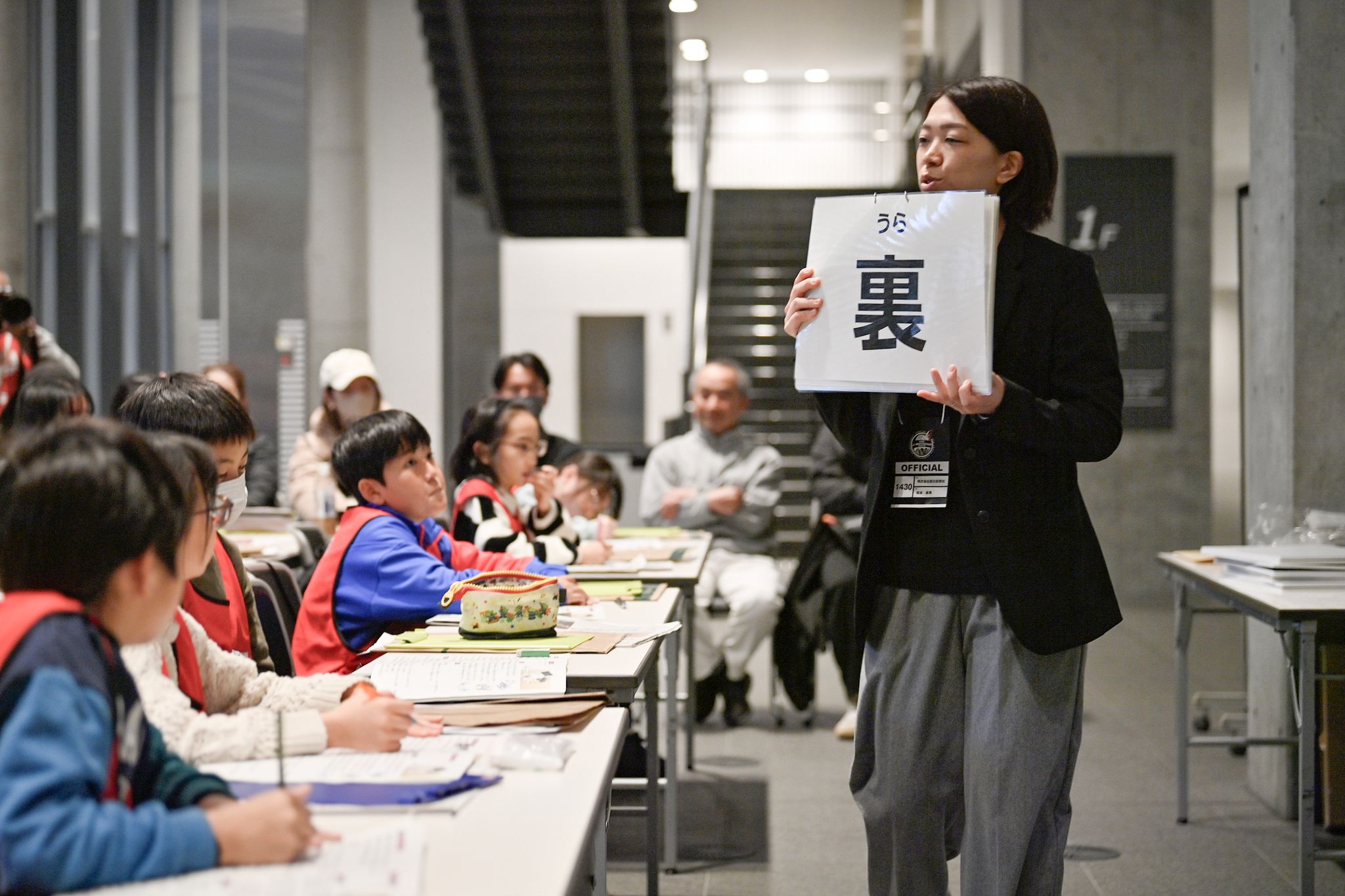 ②朝日新聞の記者経験者が～_京王 Jr.
